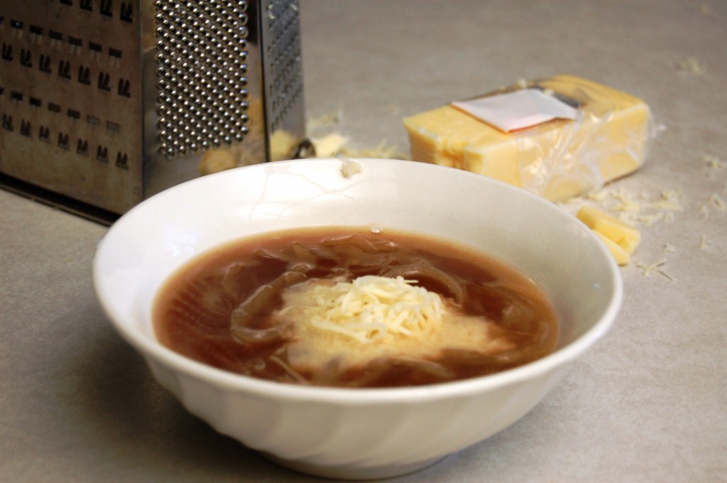a simple {real food} recipe :: french onion soup