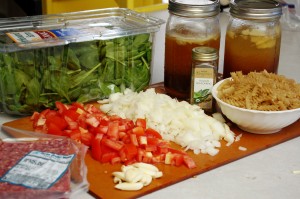 a simple real food recipe :: spinach lasagna soupa simple real food recipe :: spinach lasagna soup
