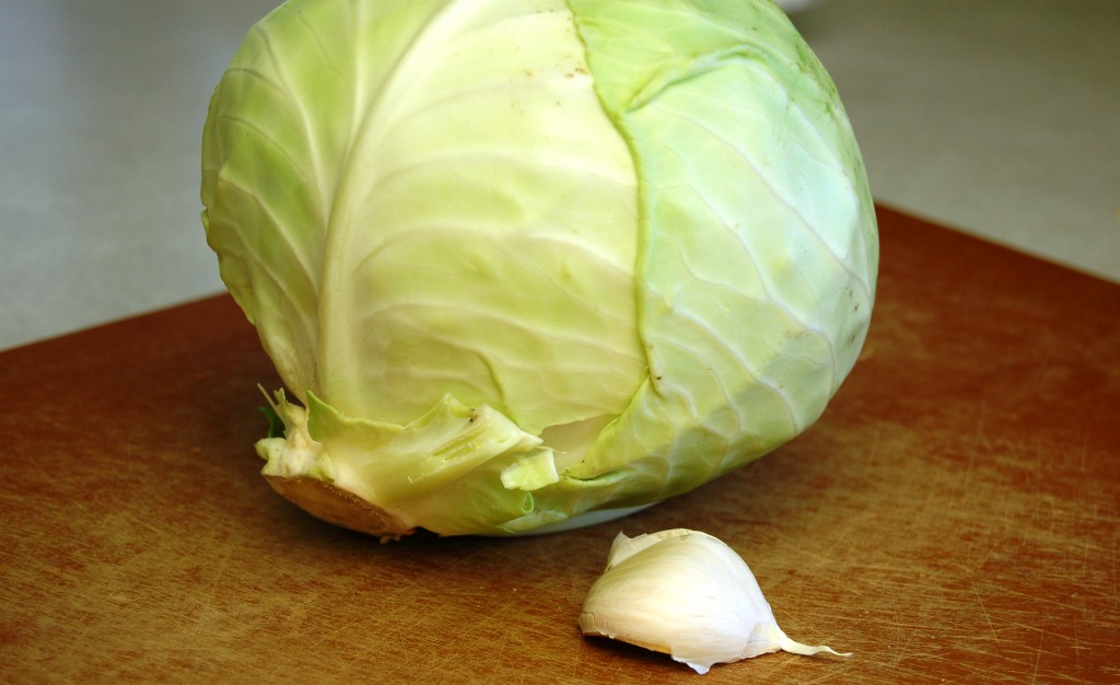 a simple real food recipe :: basic side dishes :: garlic roasted cabbage
