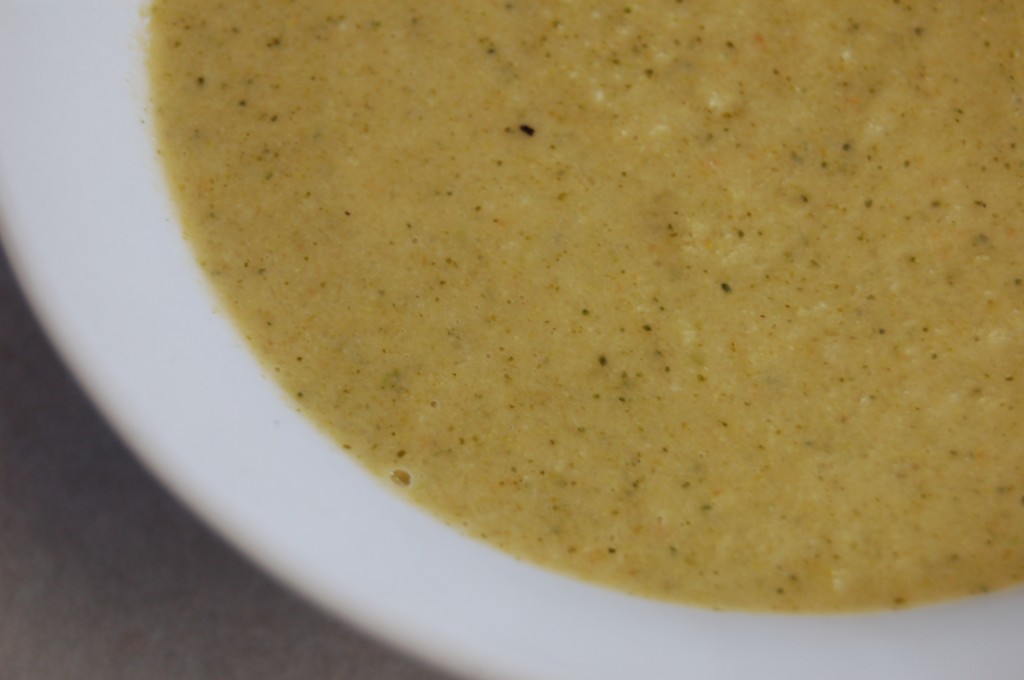 a simple real food recipe :: broccoli soup :: allergen free options