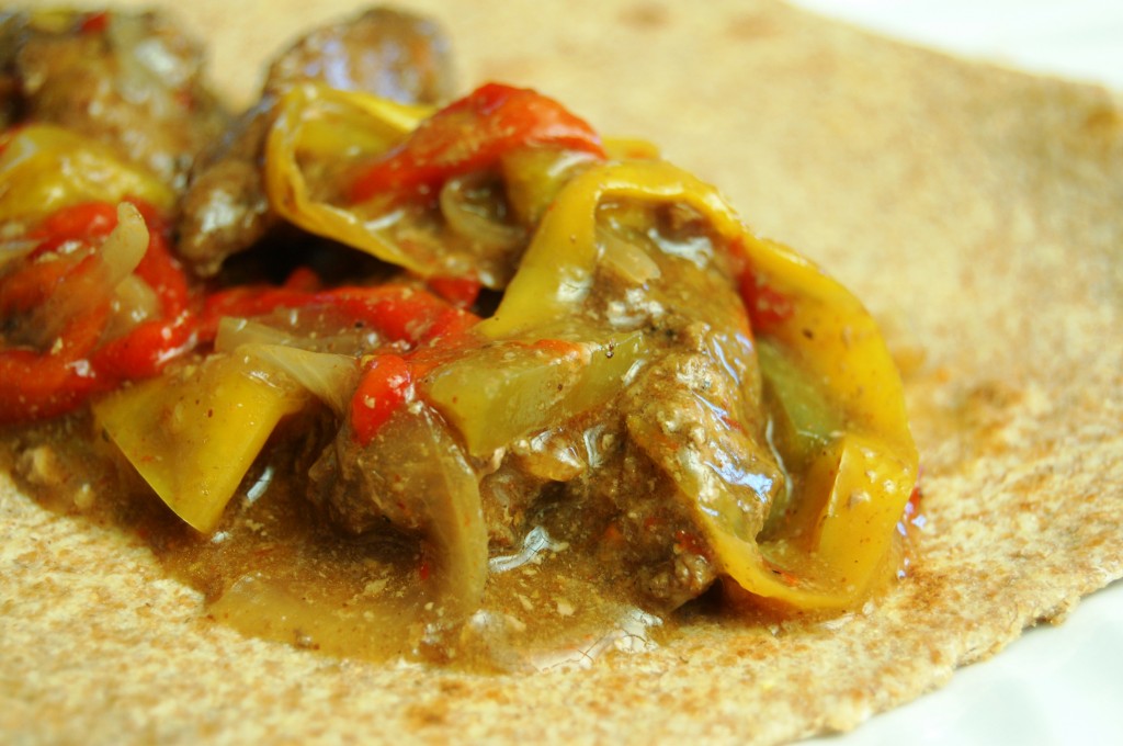 a simple real food recipe :: crockpot beer beef fajitas :: allergen and beer free options
