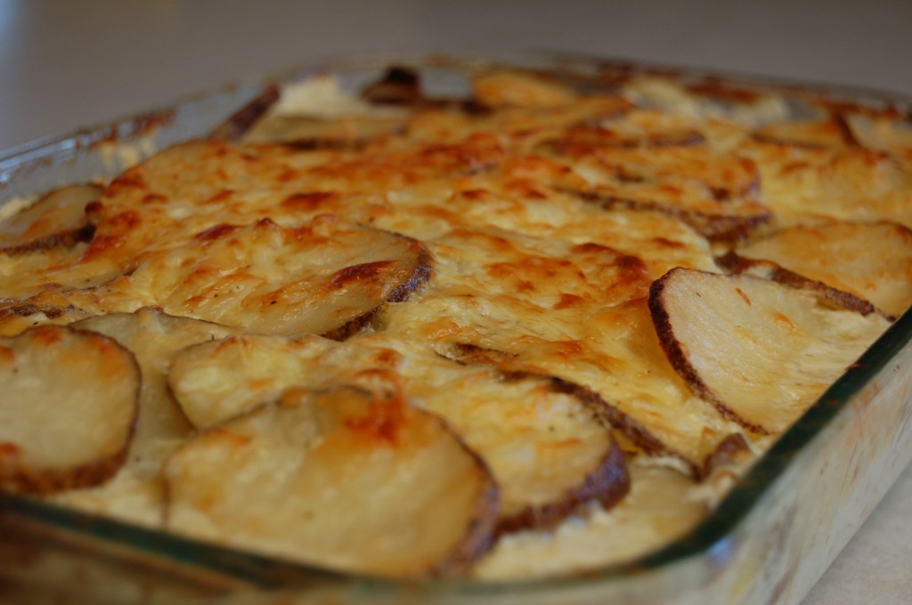 a simple real food recipe :: au gratin potatoes