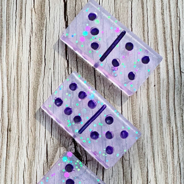 Dominoes